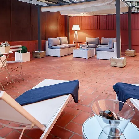 Habitat Plaza Apartment Barcelona