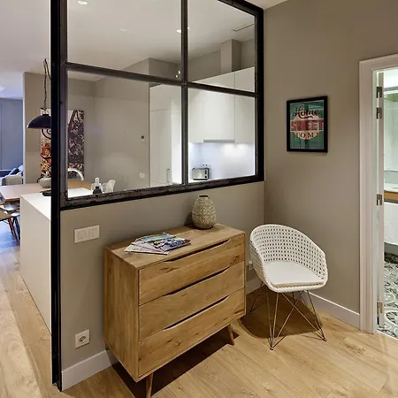 Habitat Plaza Apartment