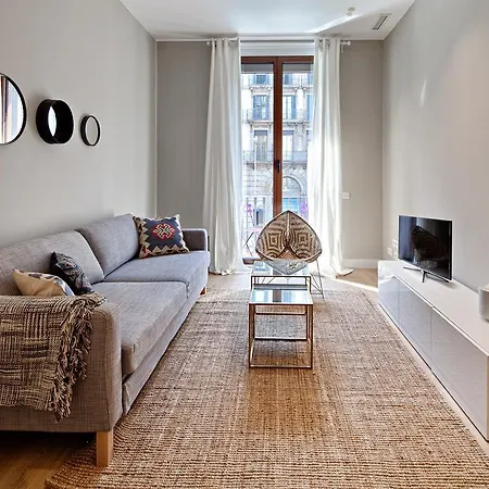 Habitat Plaza Apartment